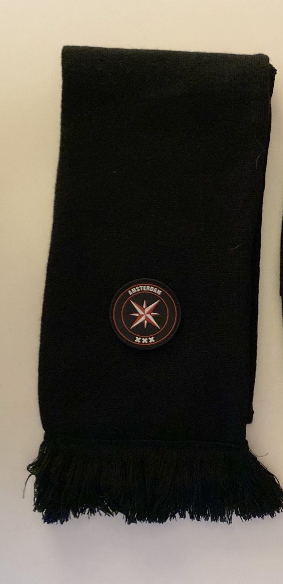 Sjaal Casuals logo rood zwart