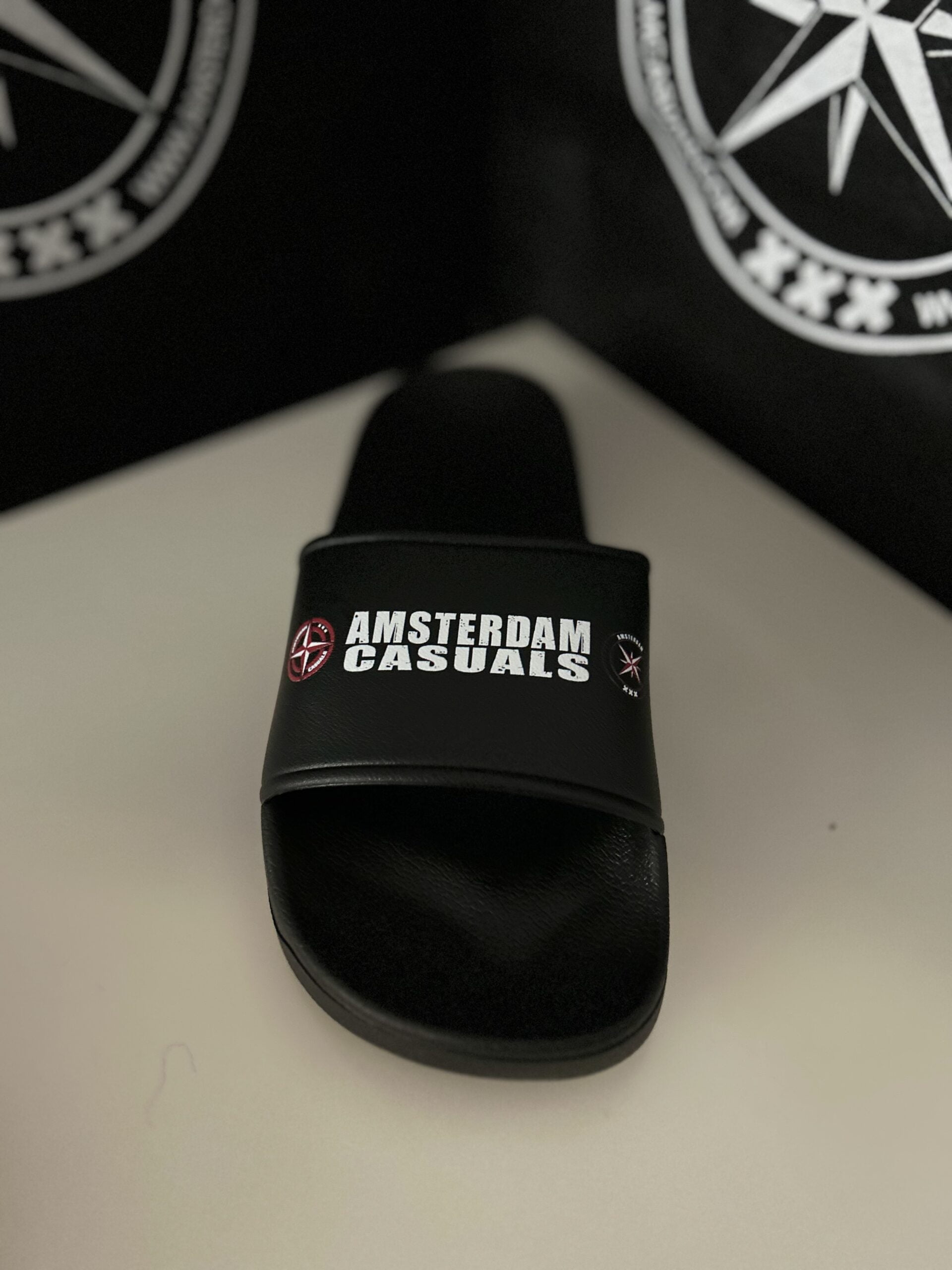 Amca banner slippers